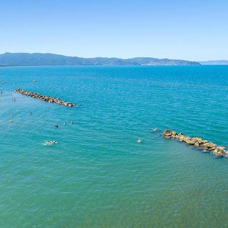Gitavillage Argentario Albinia Exterior foto The bay of Vlora