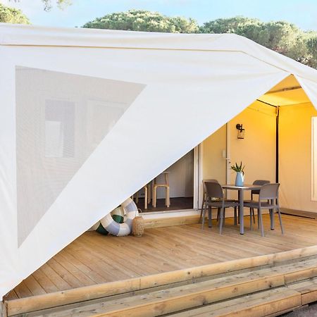 Gitavillage Argentario Albinia Exterior foto A canvas tent