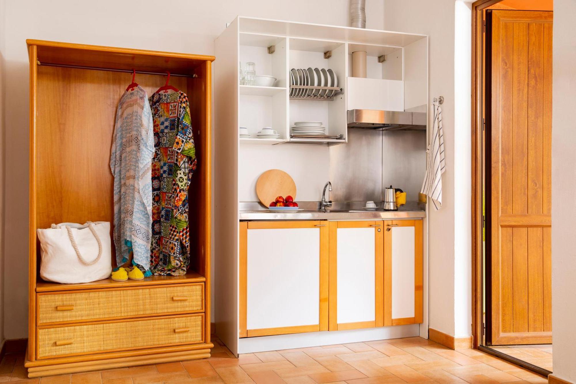 Gitavillage Argentario Albinia Exterior foto A kitchenette