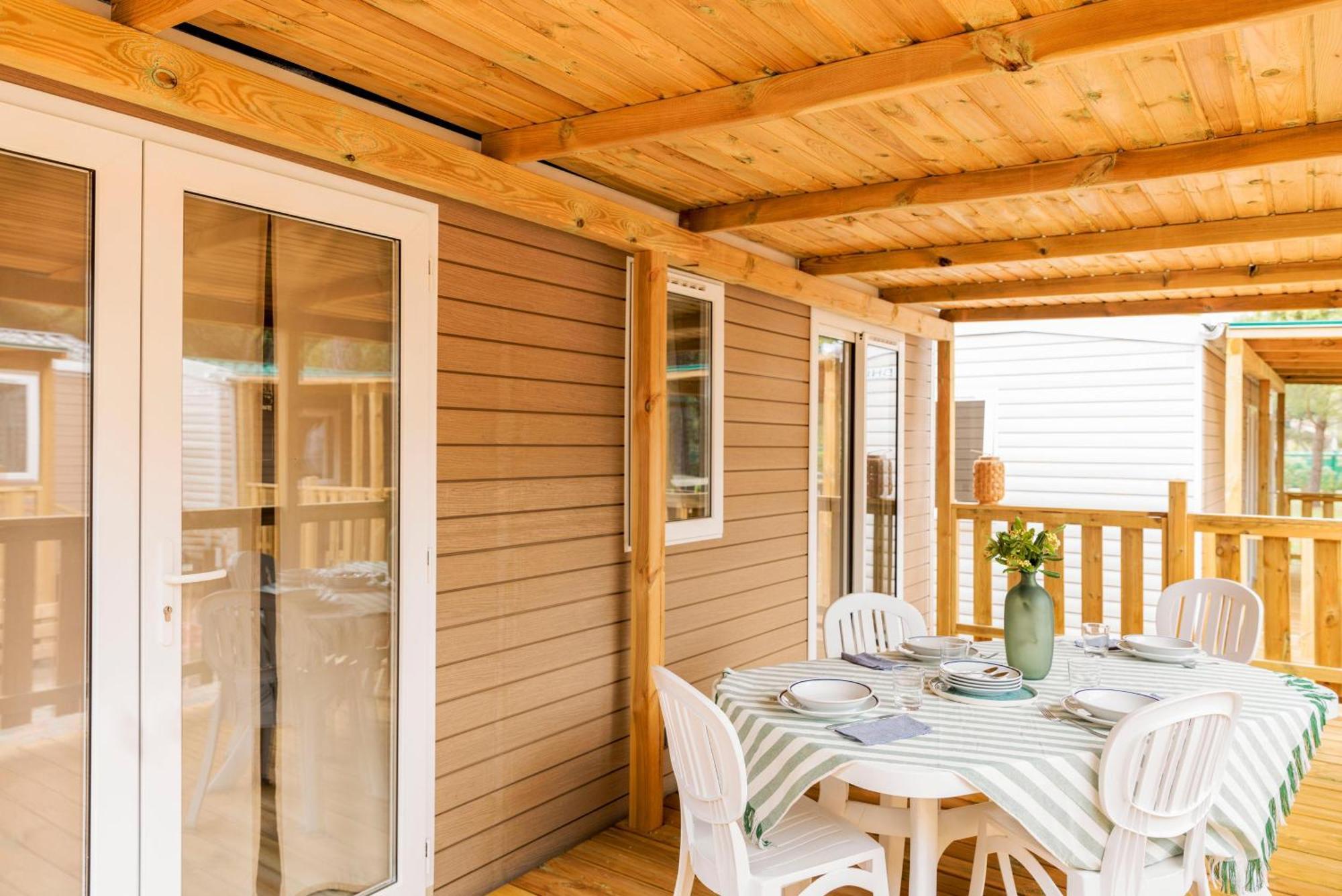 Gitavillage Argentario Albinia Exterior foto Terrace of a mobile home