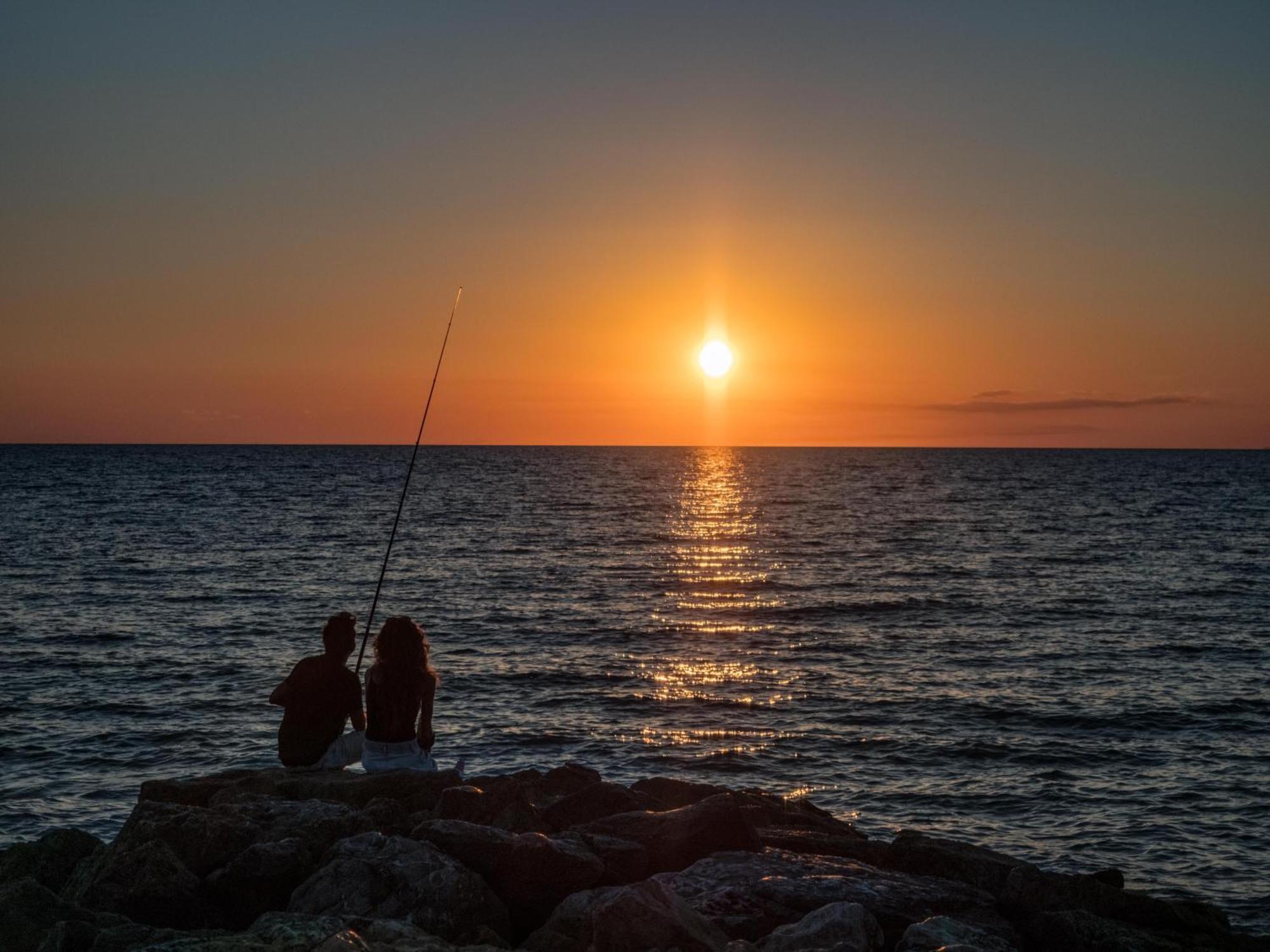 Gitavillage Argentario Albinia Exterior foto Sunset at the Black Sea